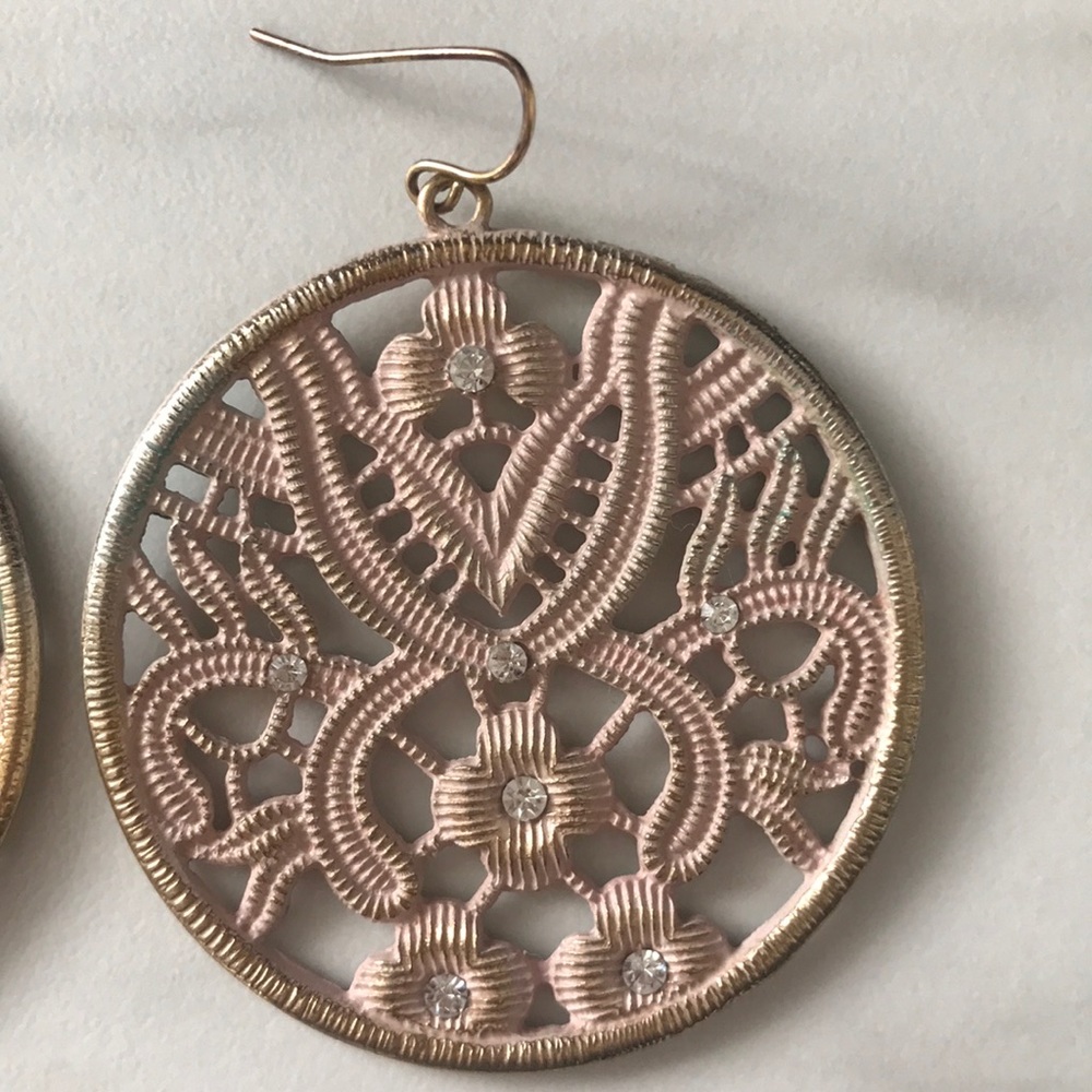 Amazing statement earrings - Picture 2 of 3